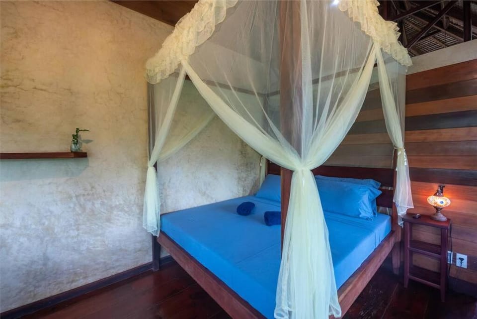 Alaia Hideaway Villa in General Luna
