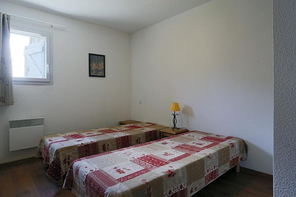 Résidence Hameau De Balestas Mp - T3/8pers DESMAN 09- Peyresourde MAE-4614 Apartment in Occitanie