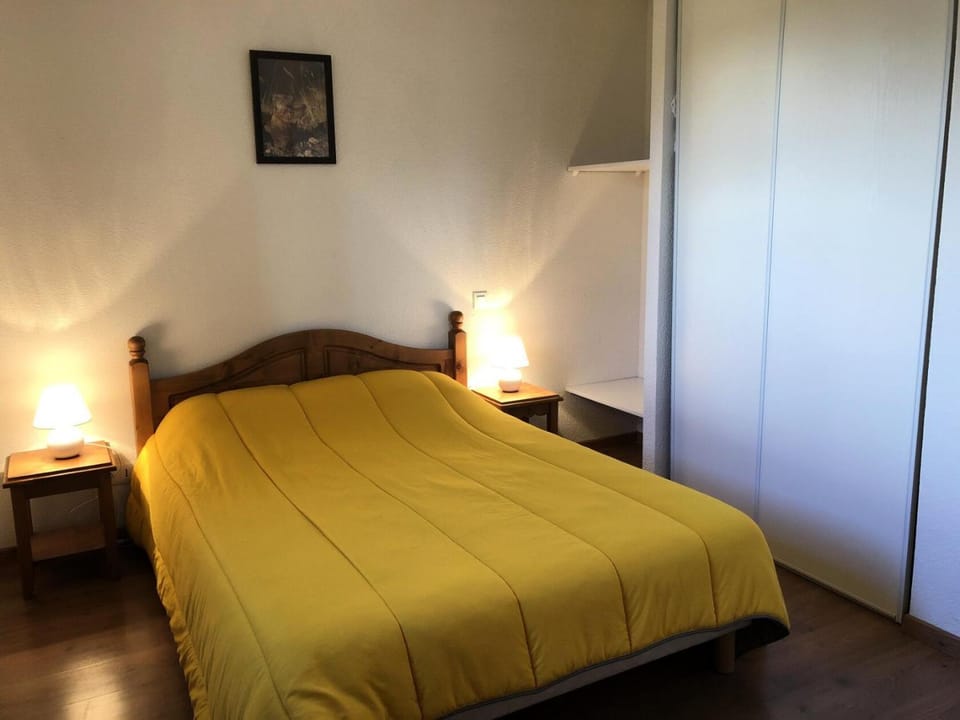 Résidence Hameau De Balestas Mp - T2/4pers JOUBARDE 02-Peyresourde MAE-4724 Apartment in Catalonia