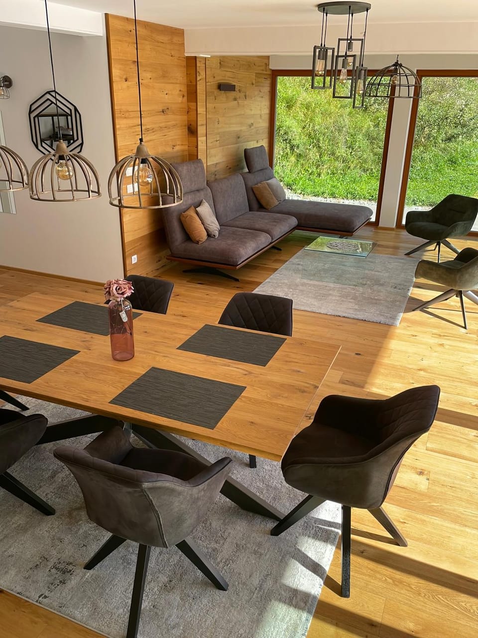 Living room, Dining area