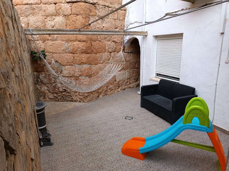 Rodenas Valero Alborea House in Castile-La Mancha