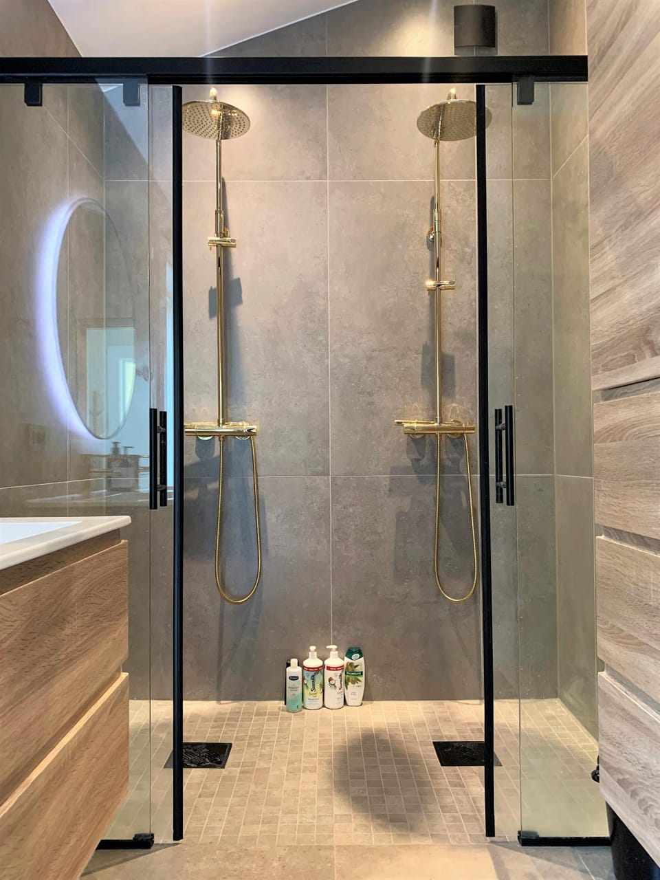 Shower, Bathroom