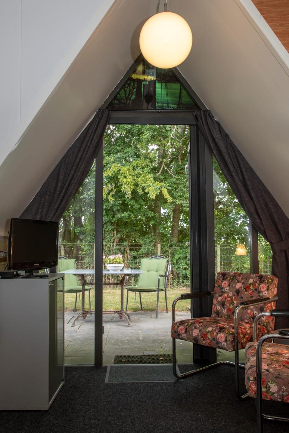 Hotelhuisjes Aartswoud Bed and Breakfast in North Holland (province)