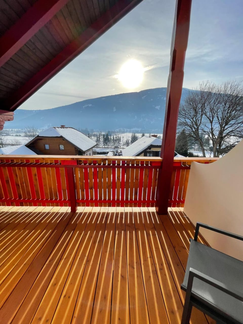 Balcony/Terrace, Mountain view