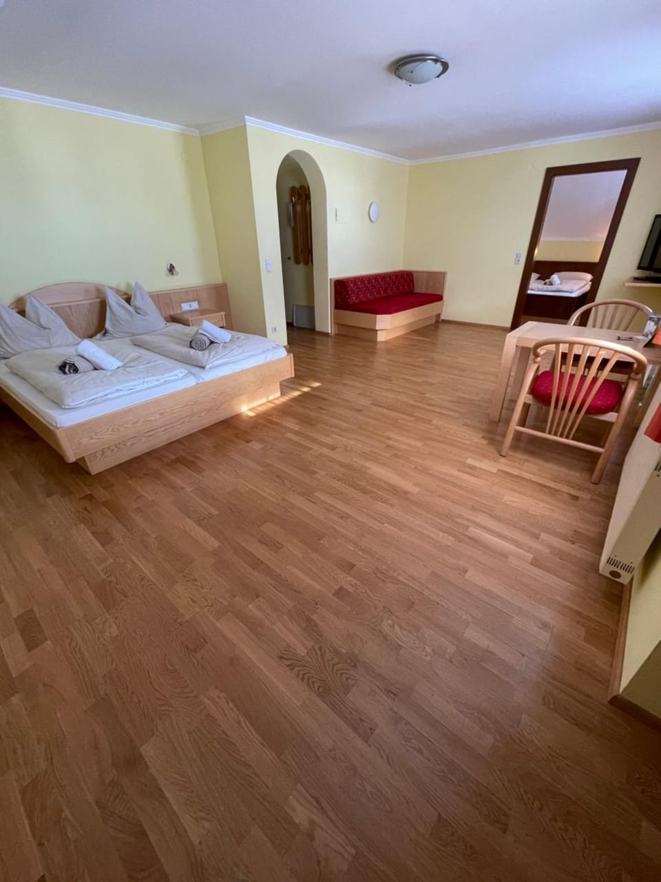 Photo of the whole room