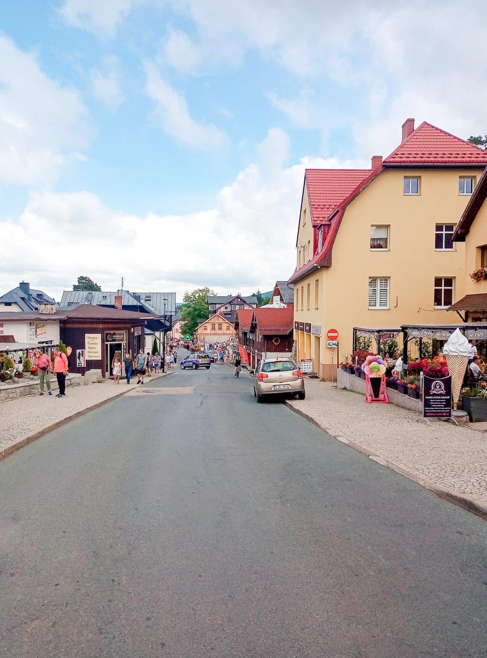 Neighbourhood, City view, Street view