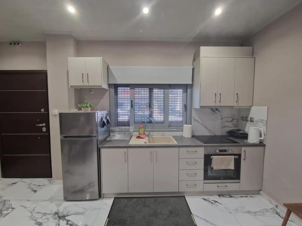 Kitchen or kitchenette, oven, stove