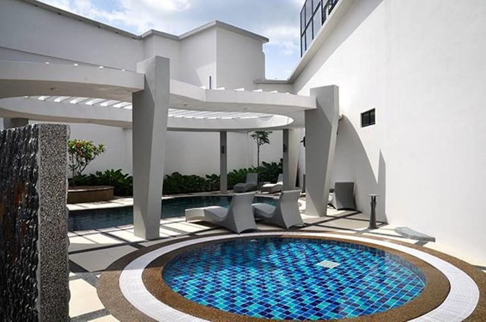 Spa and wellness centre/facilities, Swimming pool