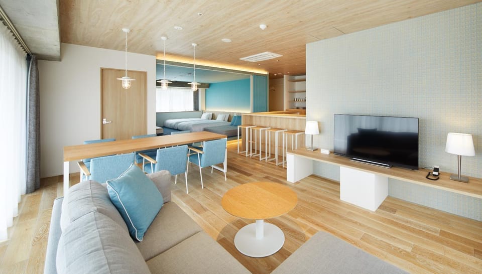 TV and multimedia, Kitchen or kitchenette, Living room, Dining area