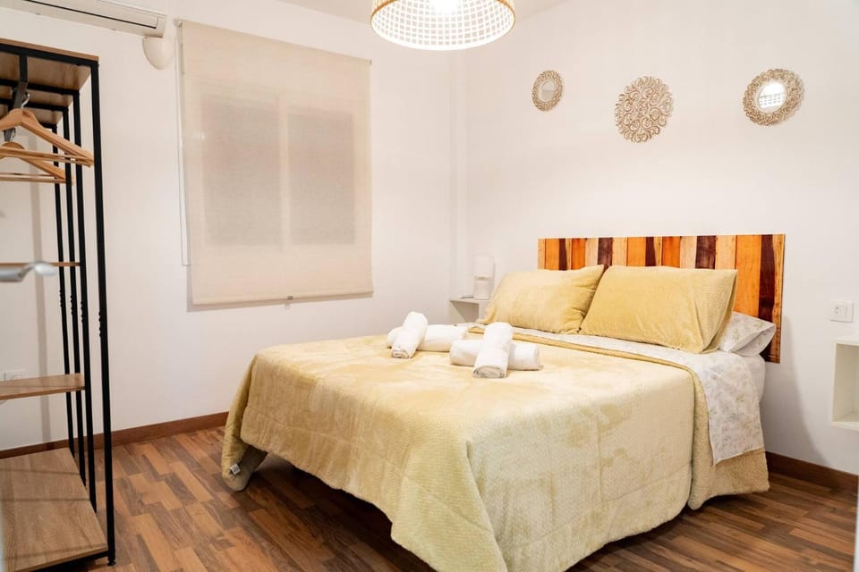 Bed, Bedroom