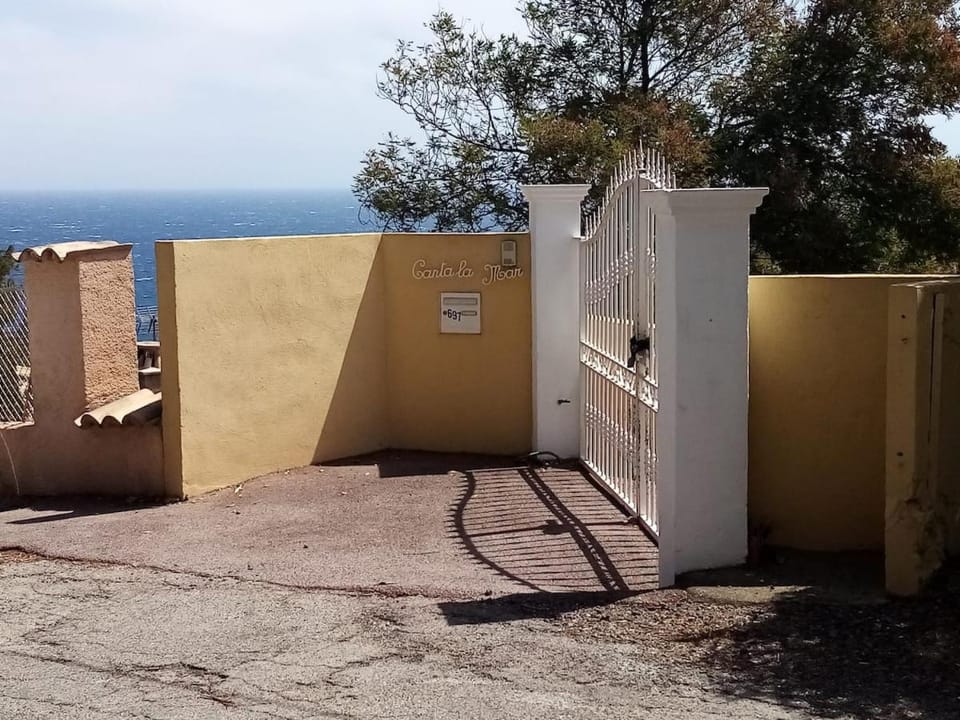 Villa Montecarlo with stupendous view overlooking sea Villa in Roquebrune-sur-Argens
