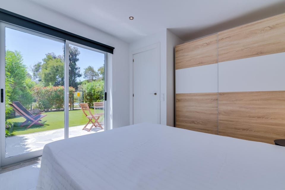 Patio, Bed, Bedroom, Garden view