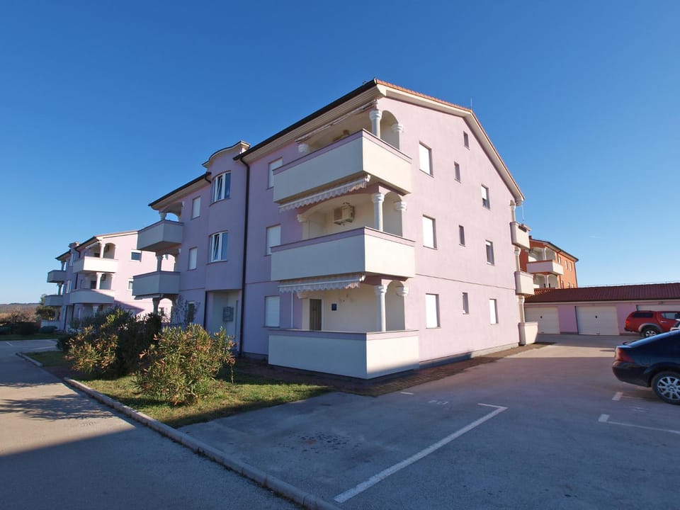 Property building, Day, Parking
