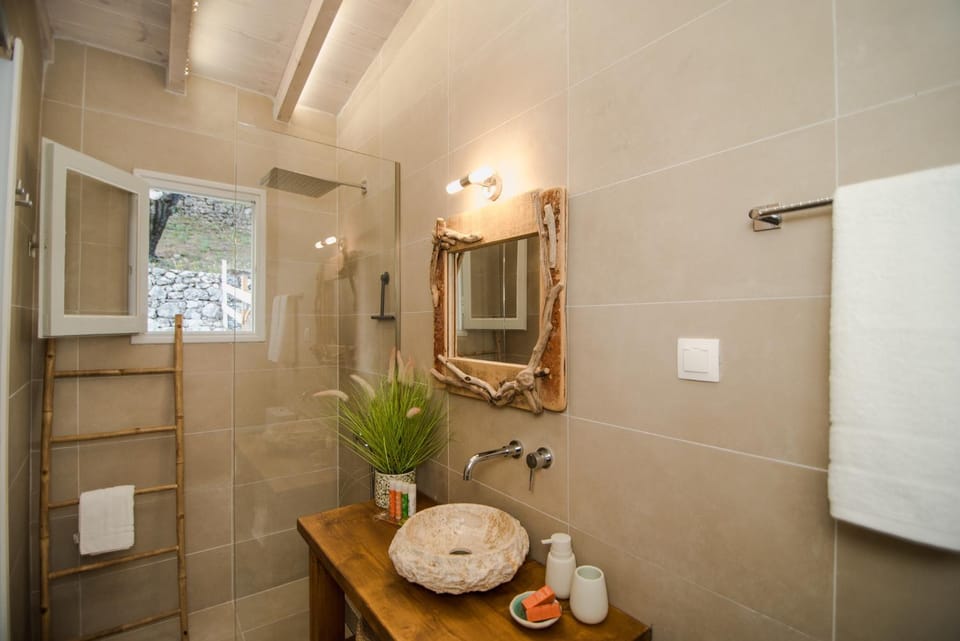 Pelagos Luxury Suites, Ammos, Ano Pyrgi, Corfù Apartment in Corfu, Greece
