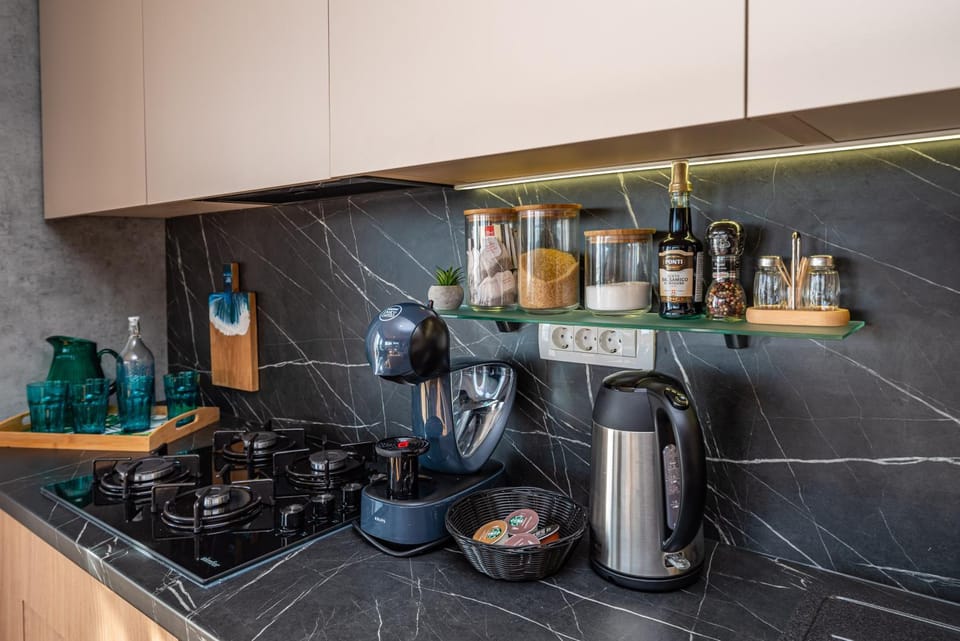 Coffee/tea facilities, Kitchen or kitchenette