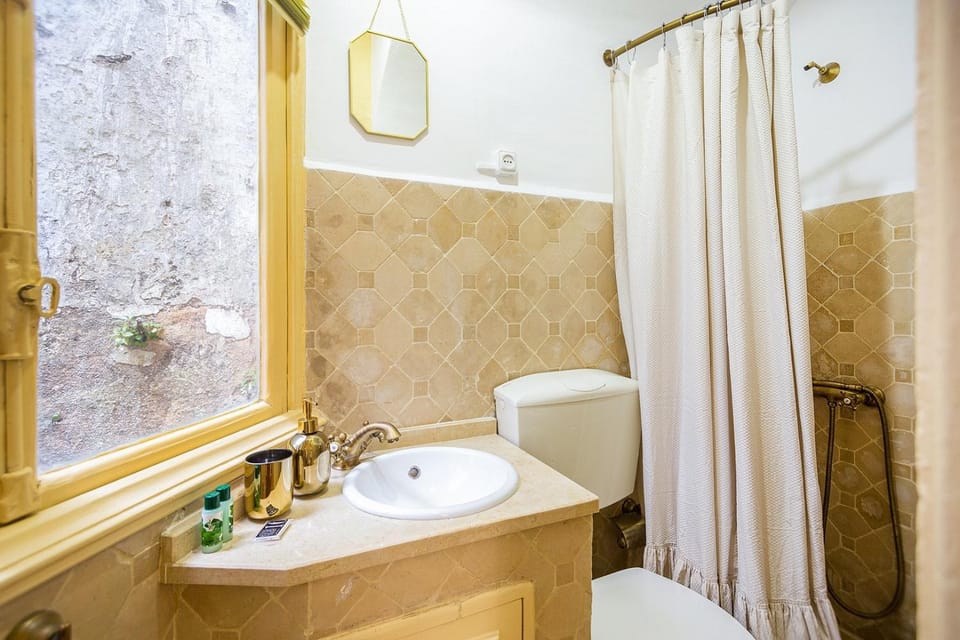 GuestReady - Classical Portuguese Style Family Apt in Bohomeain Alfama House in Lisbon