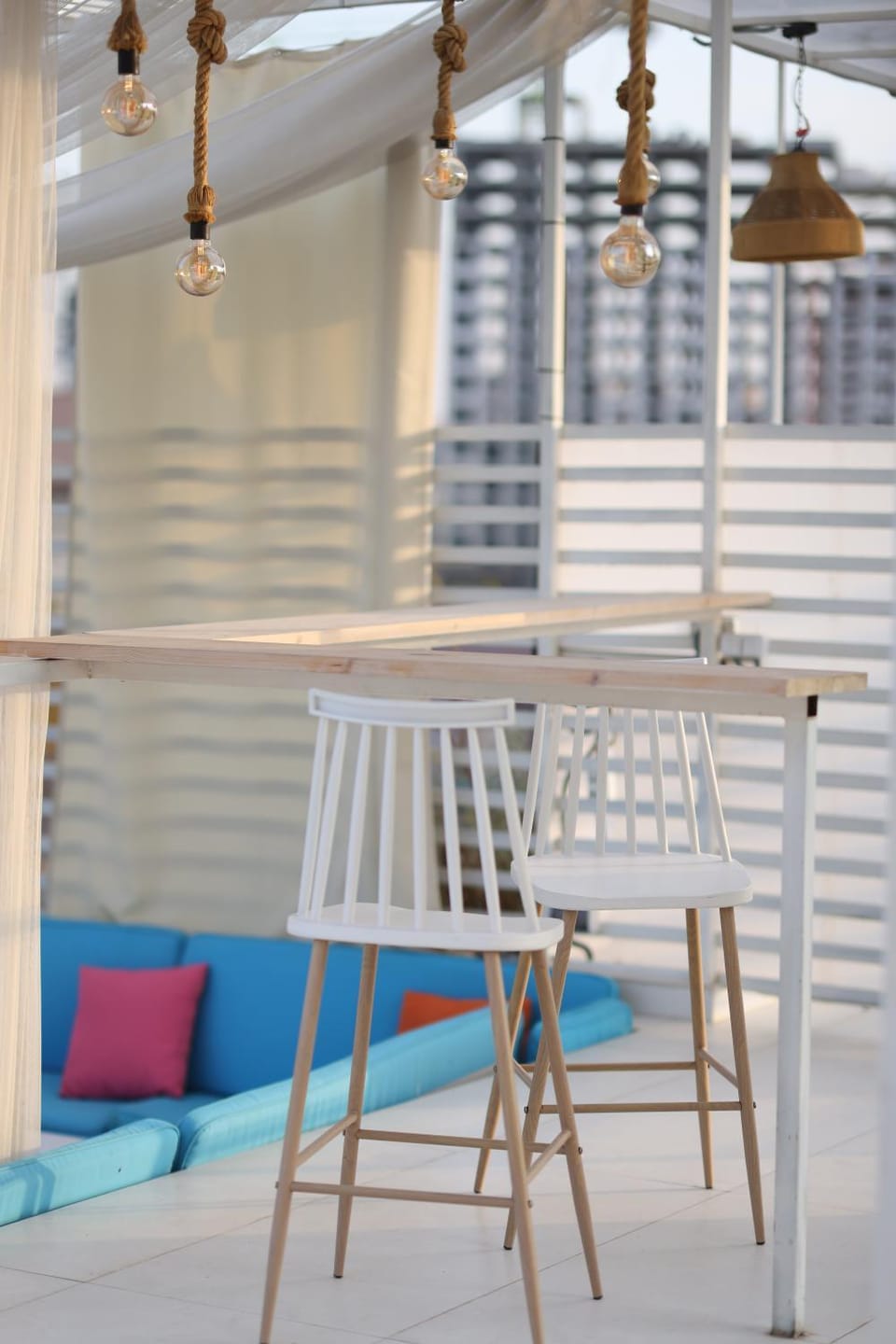 Lounge or bar, Lounge or bar