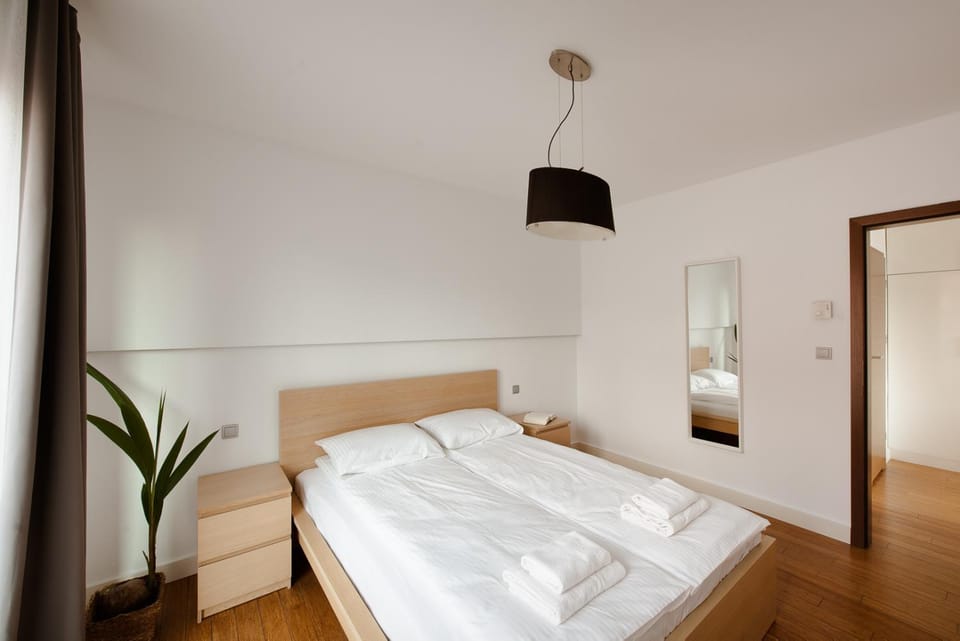 Balcony/Terrace, Bedroom, wardrobe