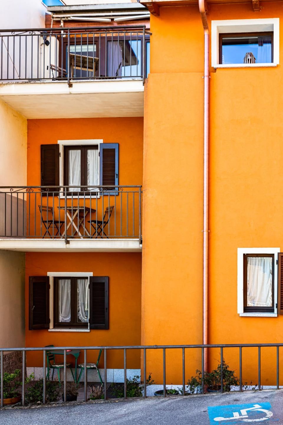 Property building, View (from property/room), Balcony/Terrace