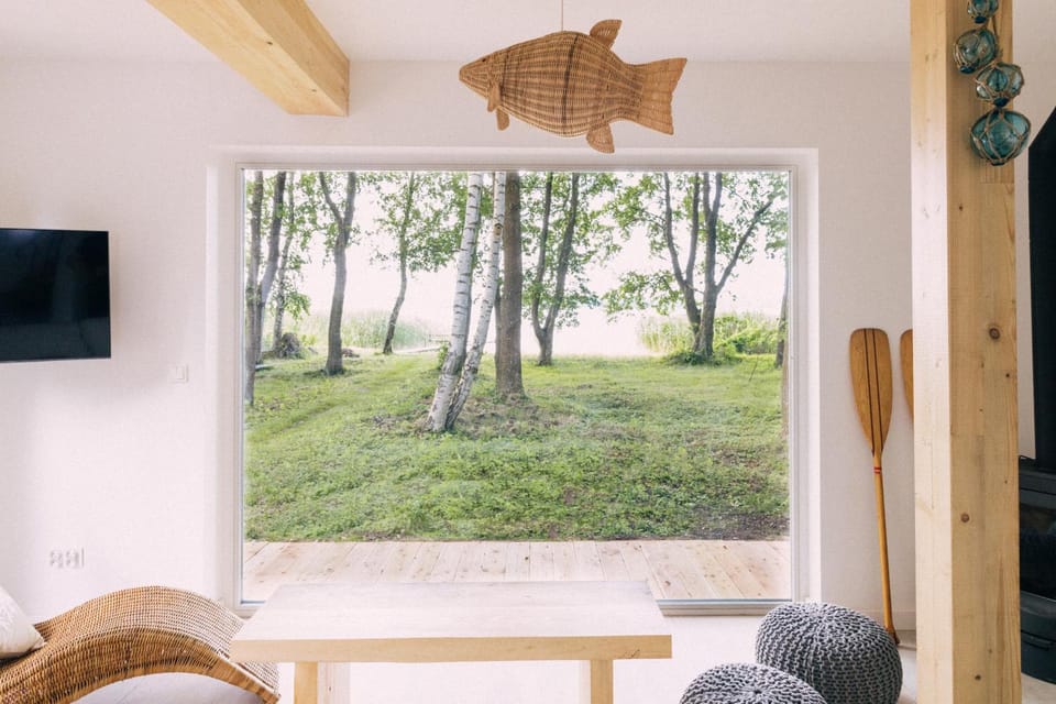 Communal lounge/ TV room, Spring, Day, Garden, TV and multimedia, Garden view