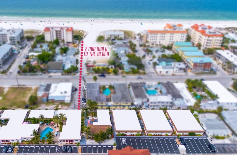 Monaco Vacation Rentals Apartment in Clearwater Beach