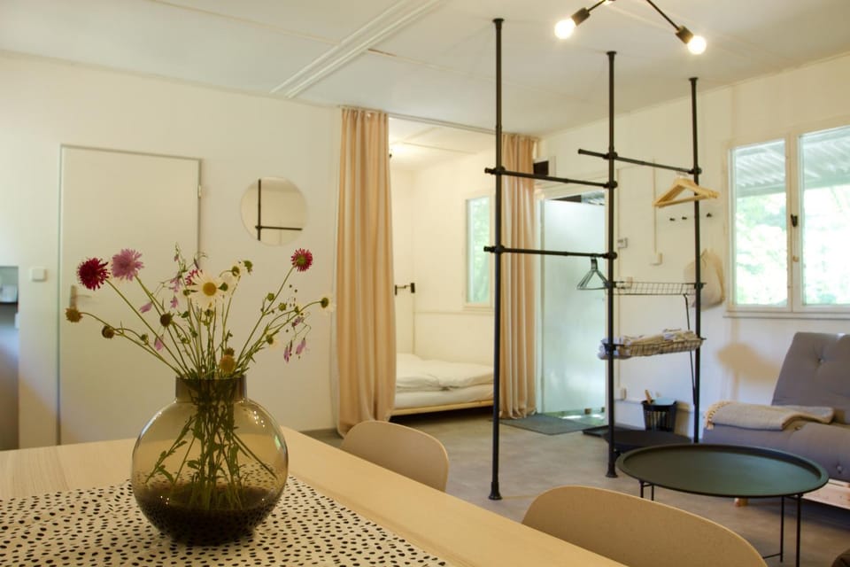Bed, Living room, Photo of the whole room, Seating area, Bedroom