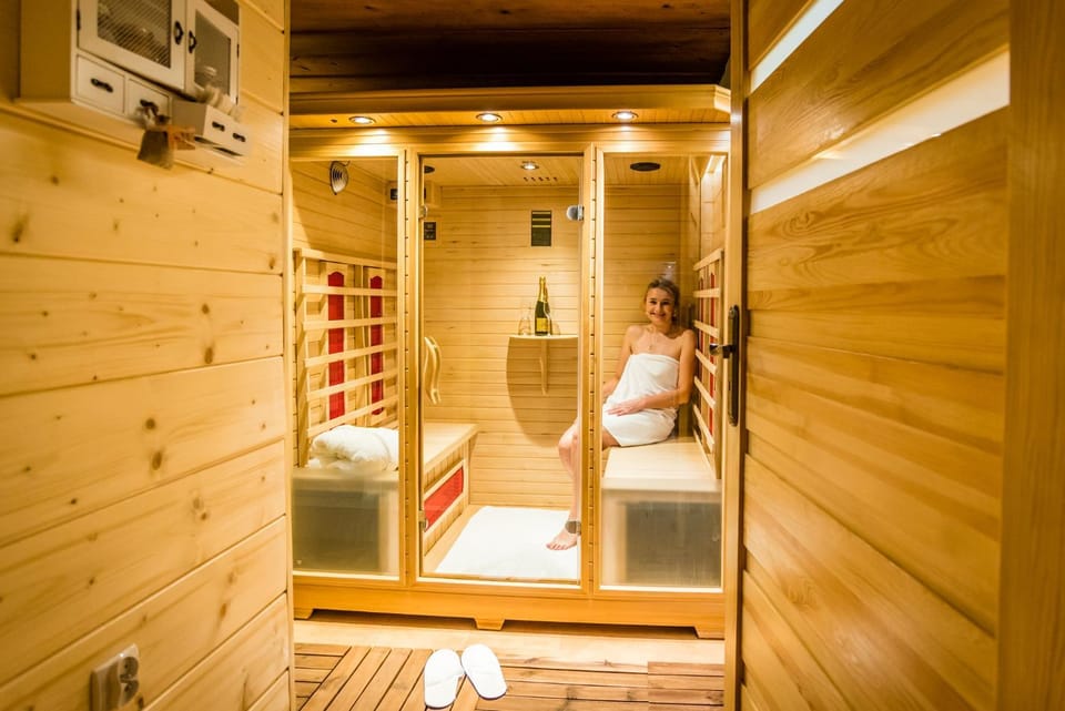 Sauna, Spa and wellness centre/facilities, bunk bed