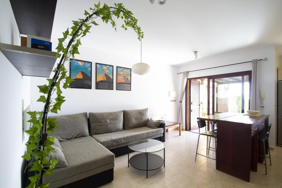 BEACH FRONT GRANILLO - ocean view, garden, bright and comfortable, Wi-Fi Apartment in Fuerteventura