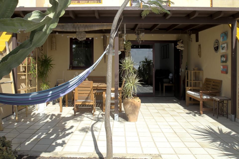 Patio, Facade/entrance, Garden