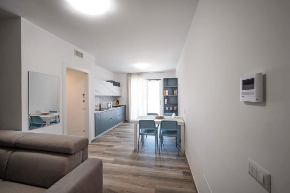 Living room, Photo of the whole room, Dining area, kitchen
