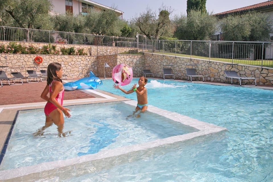 Pool view, Swimming pool, children