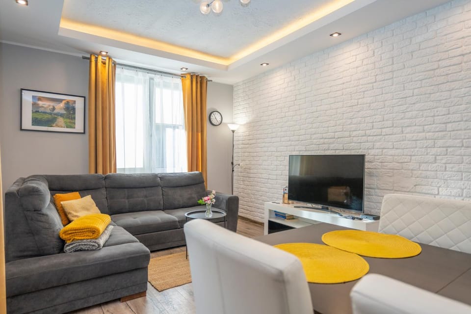Karkonosky Apartamenty- Salamandra Apartment in Lower Silesian Voivodeship