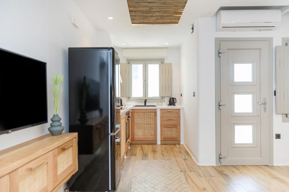 TV and multimedia, Kitchen or kitchenette