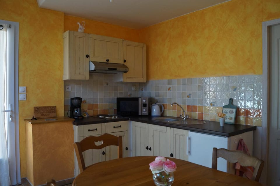Chateau Le Livey Bed and Breakfast in Occitanie