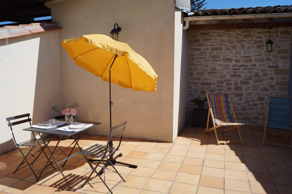 Chateau Le Livey Bed and Breakfast in Occitanie