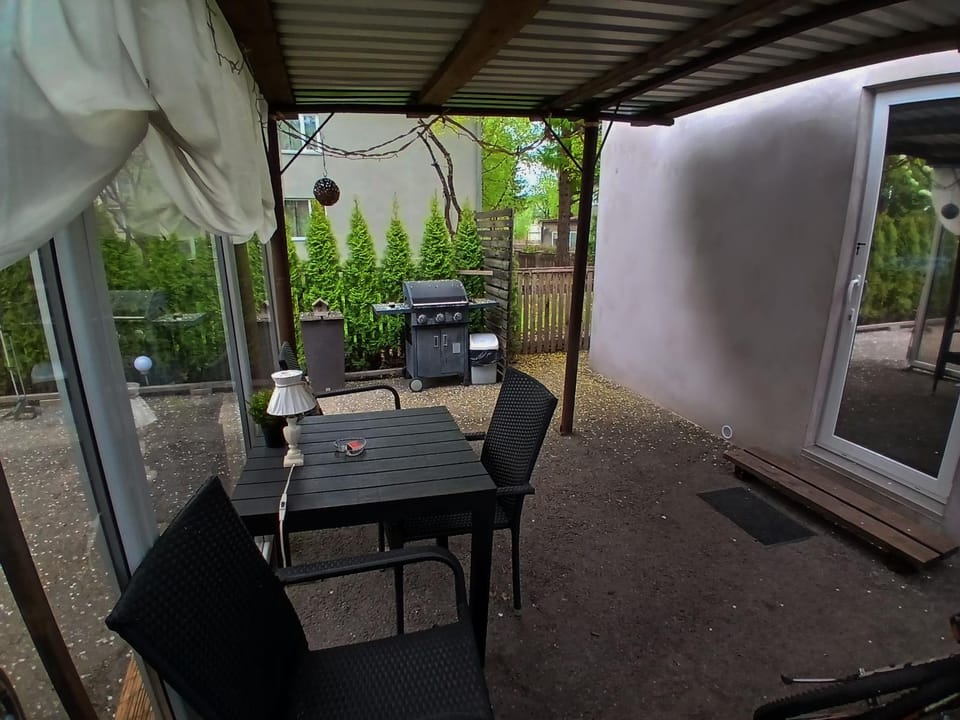 BBQ facilities, Inner courtyard view