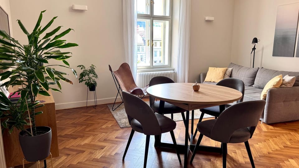 Living room, Seating area, Dining area