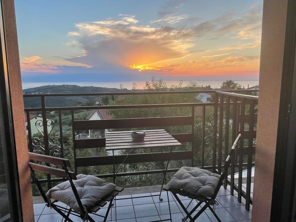 Balcony/Terrace, Sea view, Sunset