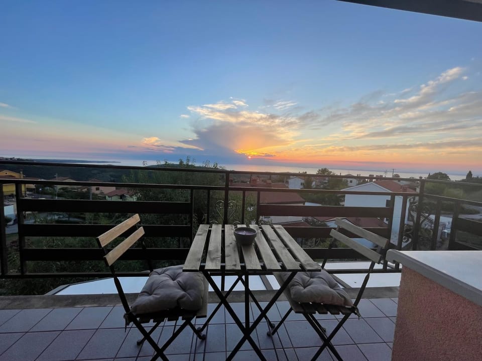 Balcony/Terrace, Sea view, Sunset
