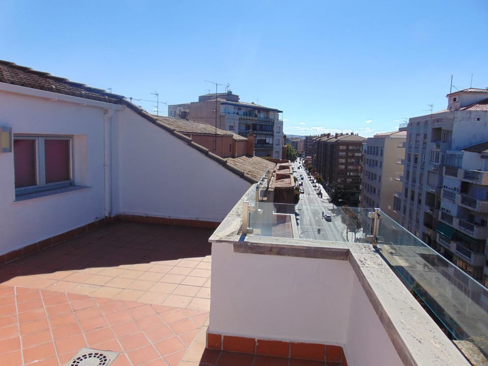 Balcony/Terrace, City view, Street view