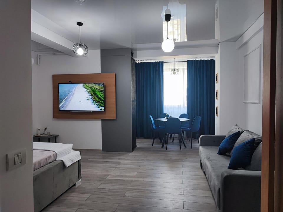 TV and multimedia, Seating area