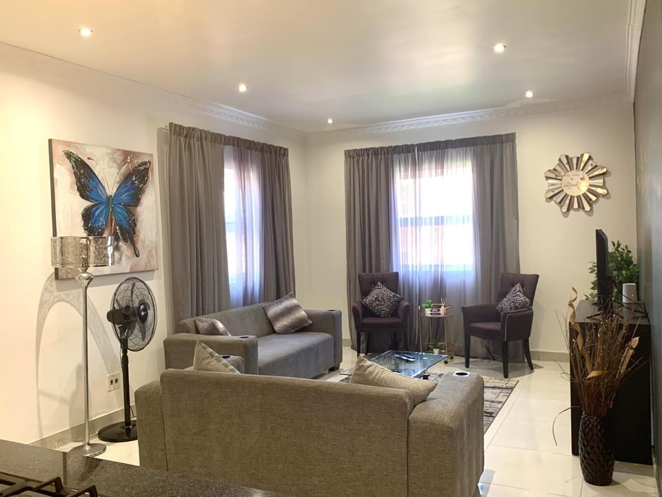Modern apartment, a home away from home 266 Apartment in Port Elizabeth