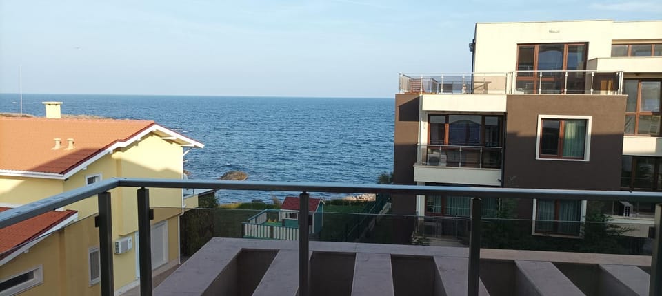 Swan Bay complex Apartment in Burgas Province