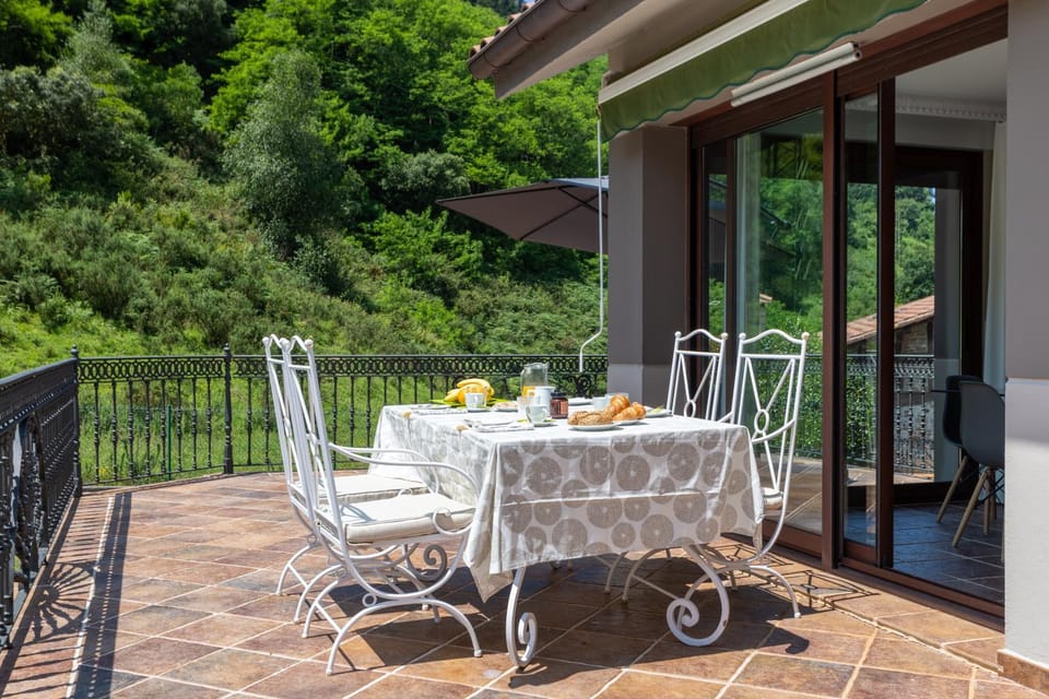 Balcony/Terrace, Dining area