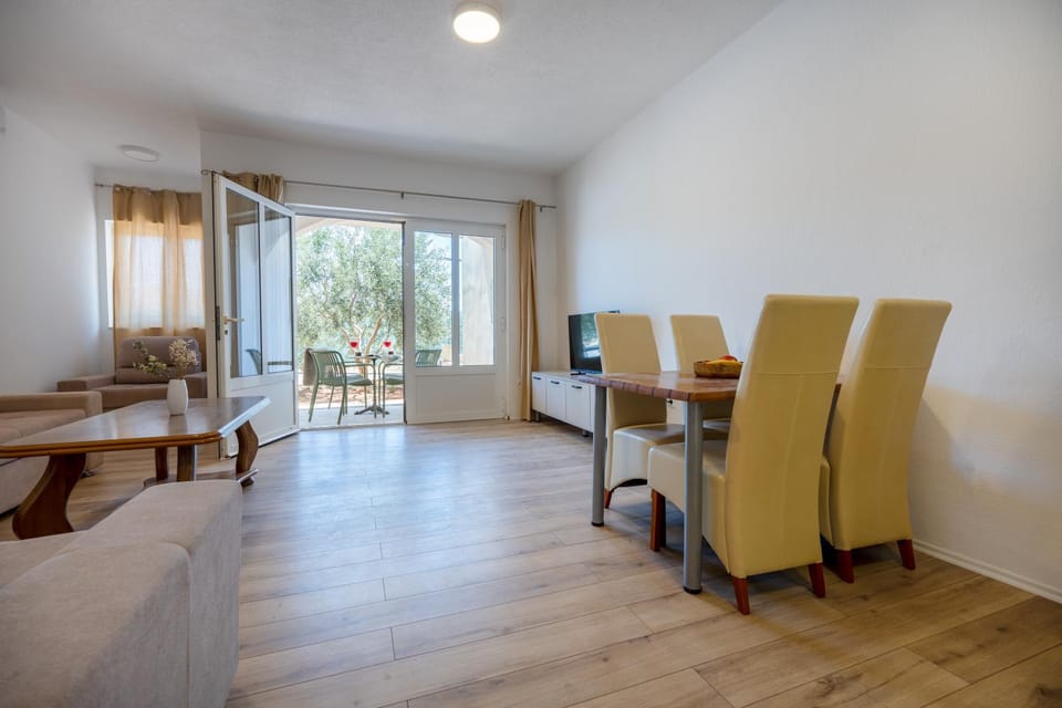 Apartmani Nocturno Apartment in Neum