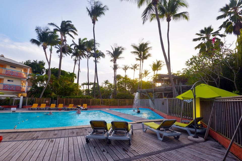 Charmant studio au Carayou avec piscine et spa Apartment in Les Trois-Îlets
