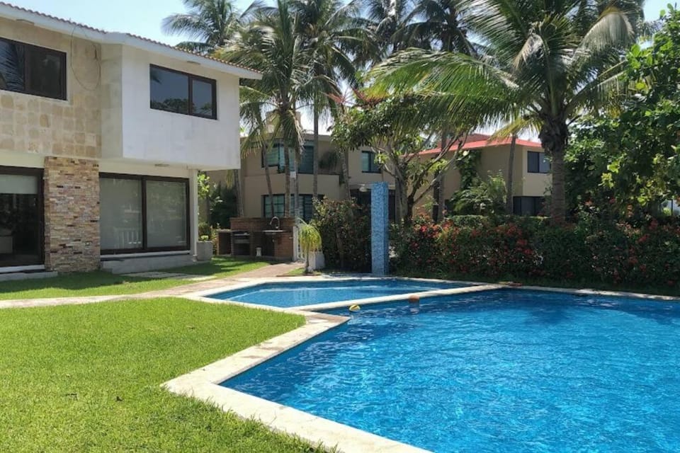 Casa c/embarcadero en Boca del Río Gran Ubicación House in Veracruz, Mexico
