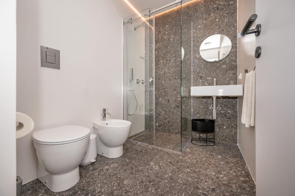BED 10.5 - DESIGN SUITE Bed and Breakfast in Castellammare del Golfo