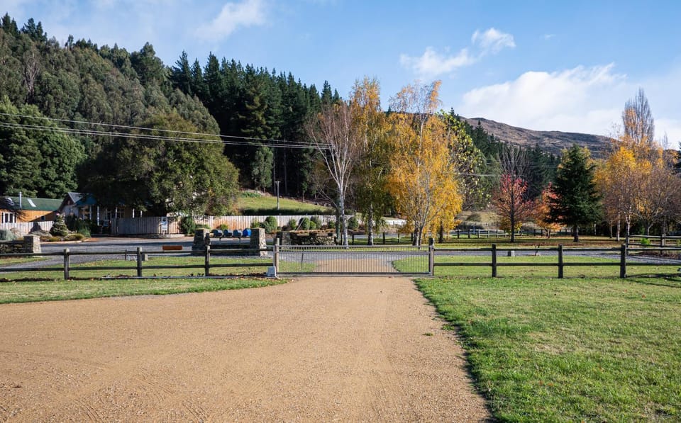 Guest Suite in Peaceful Location Roxburgh House in Otago