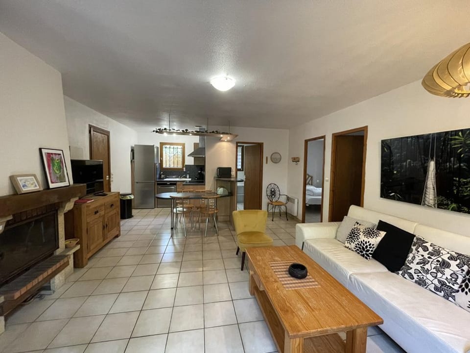Villa 3 chambres pour 6 personnes à Soustons avec parking Villa in Soustons